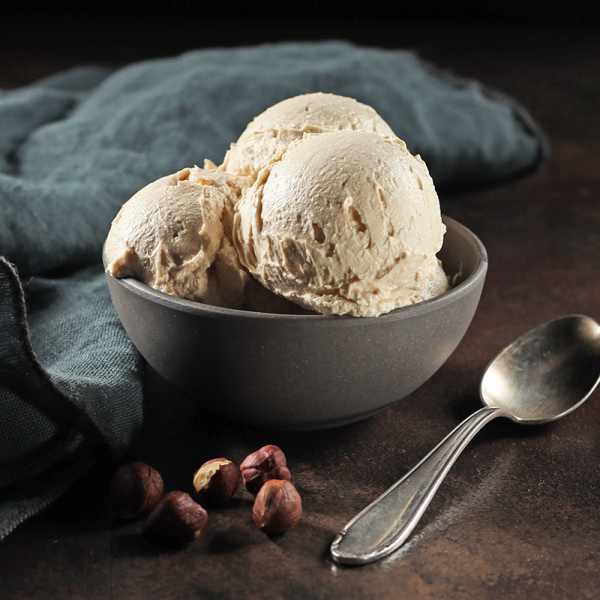 Eis Haselnuss
